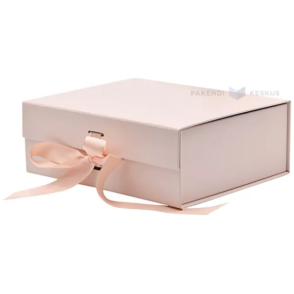 Pink gift box with ribbon 220x180x80mm