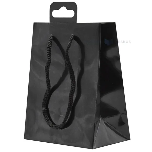 Spīdīgi melns dāvanu maiss ar melniem virves rokturiem 12+7x15cm