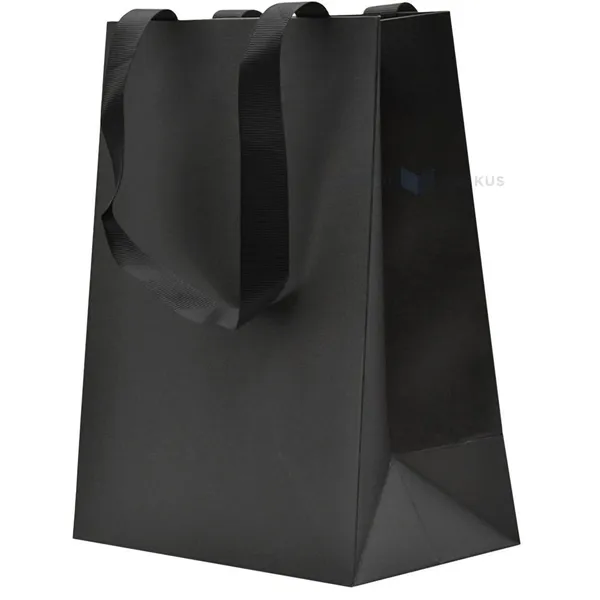 Lahjakassi mustalla nauhakahvalla, 18+10x23cm, musta