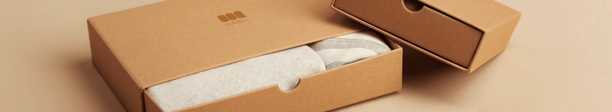 /s-fi/uploads/sorrugated_carton_boxes_desk_354a070fd7.png
