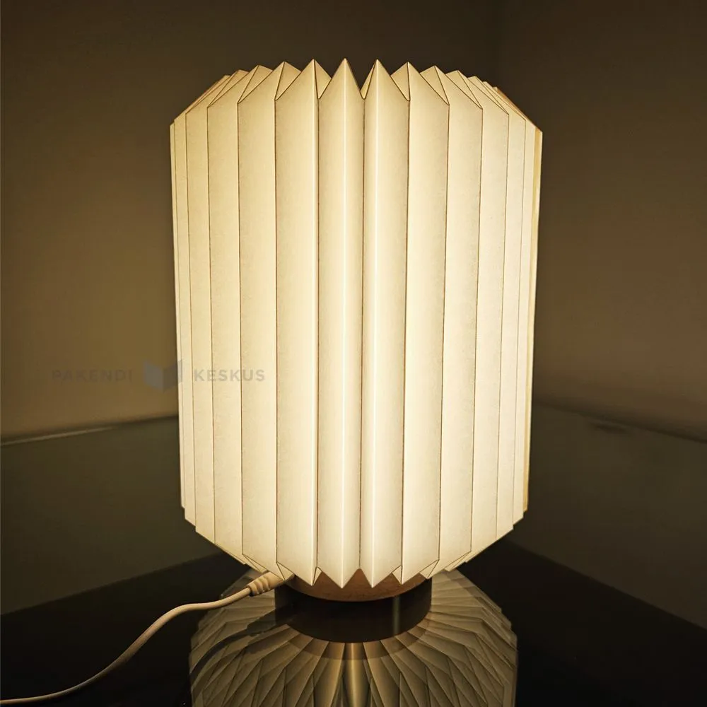 Ivory honeycomb paper lamp 160x220mm with 1m USB cable