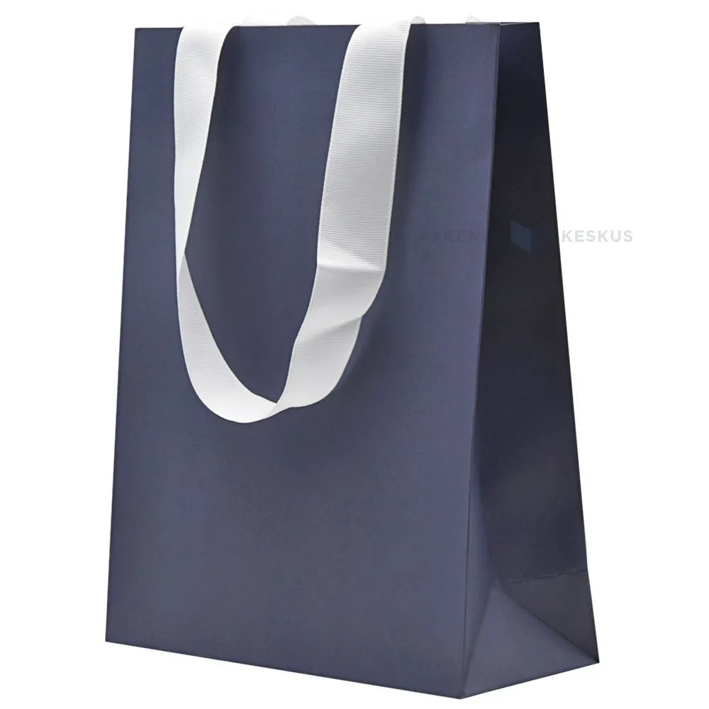 Valgete paelsangadega tumesinine kinkekott 20+8x25cm