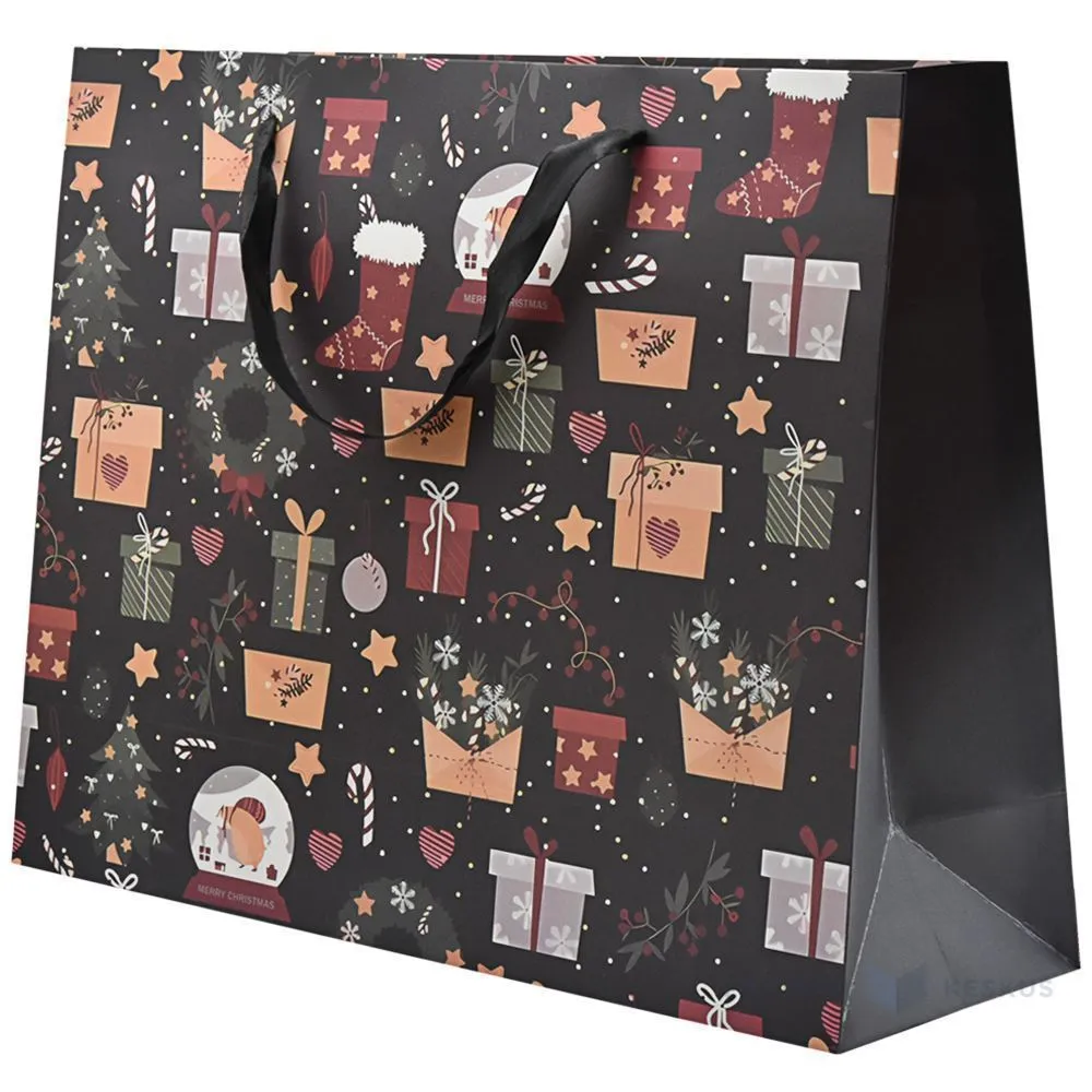 Lahjakassi mustalla nauhasangalla, 41+13x31cm, mustalla taustalla lahjat ja kuuset