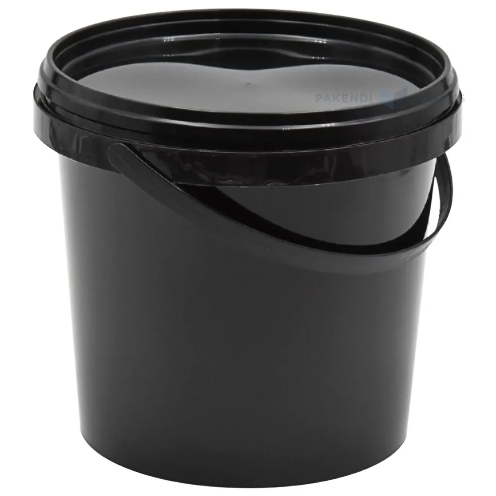 Must plastikämber koos musta kaanega sangaga 1000ml / 1L