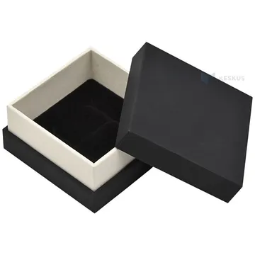 Ivory gift box with black lid 70x70x30mm with soft cushion
