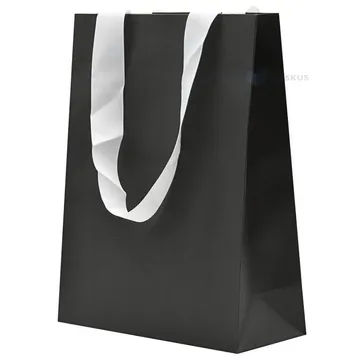 Valgete paelsangadega must kinkekott 20+8x25cm