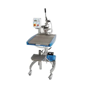 Filling machines for vacuum bags and bag-in-boxes
